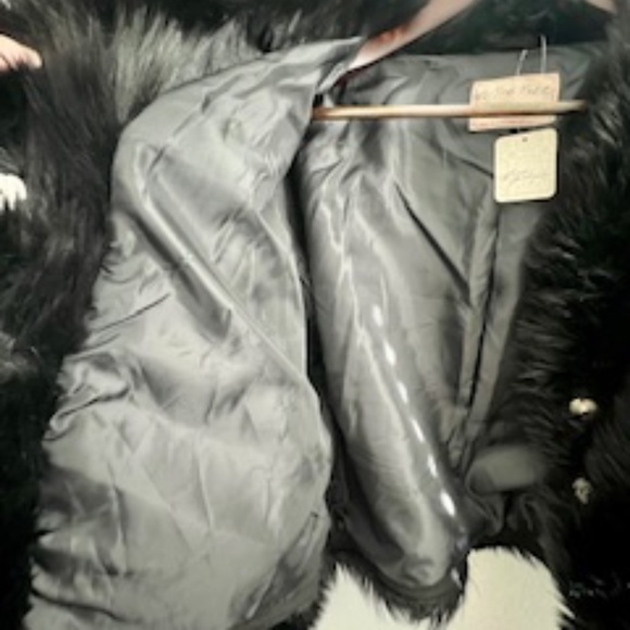 Free People All Night Faux Fur Jacket in Black, Women’s Size Medium NWT - Picture 10 of 14